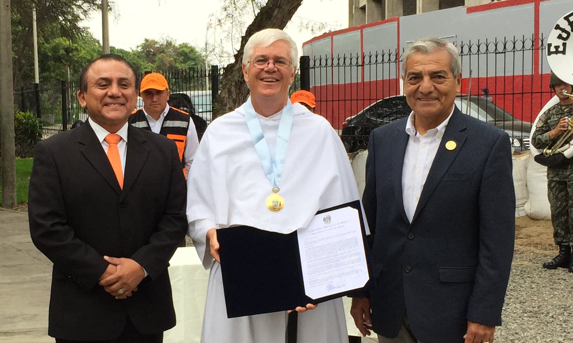 Pictured (l-r) Head of Civil Defense, Fr. Lydon and Mayor of Trujillo, and the regional general of the National Police.