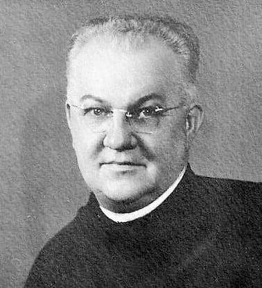 Egan George (2)-17.jpeg